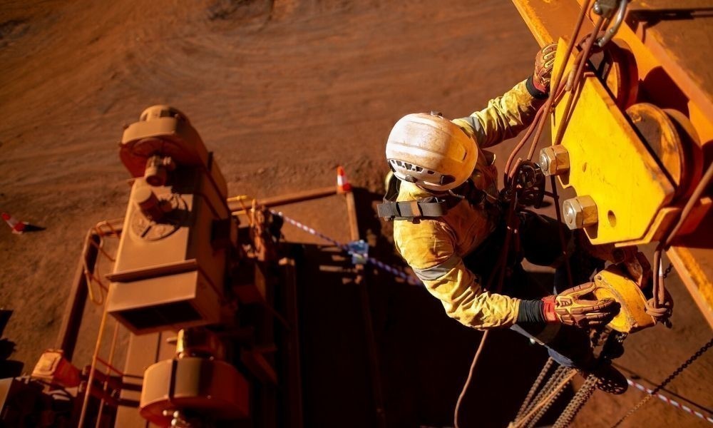 How to Use a Beam Clamp Safely